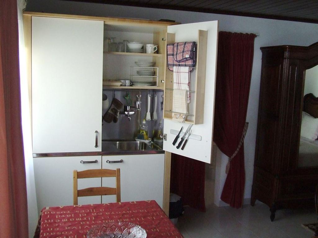 Casa Amarela Guesthouse Lagos Værelse billede